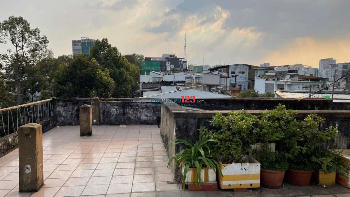 Tìm bạn Nam ở ghép Q1. (2tr). Ưu tiên ít đồ, vào ở ngay