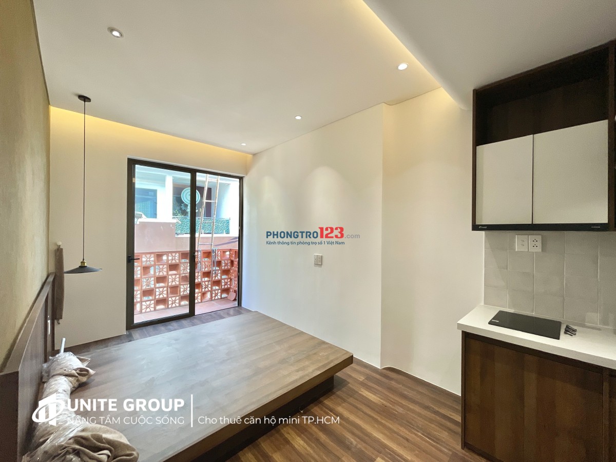 CHO THUÊ CHDV MỚI 100% FULL NỘI THẤT 30m2 BAN CÔNG LỚN NẮM NGAY TT BÌNH THẠNH GẦN NGÃ TƯ HÀNG XANH