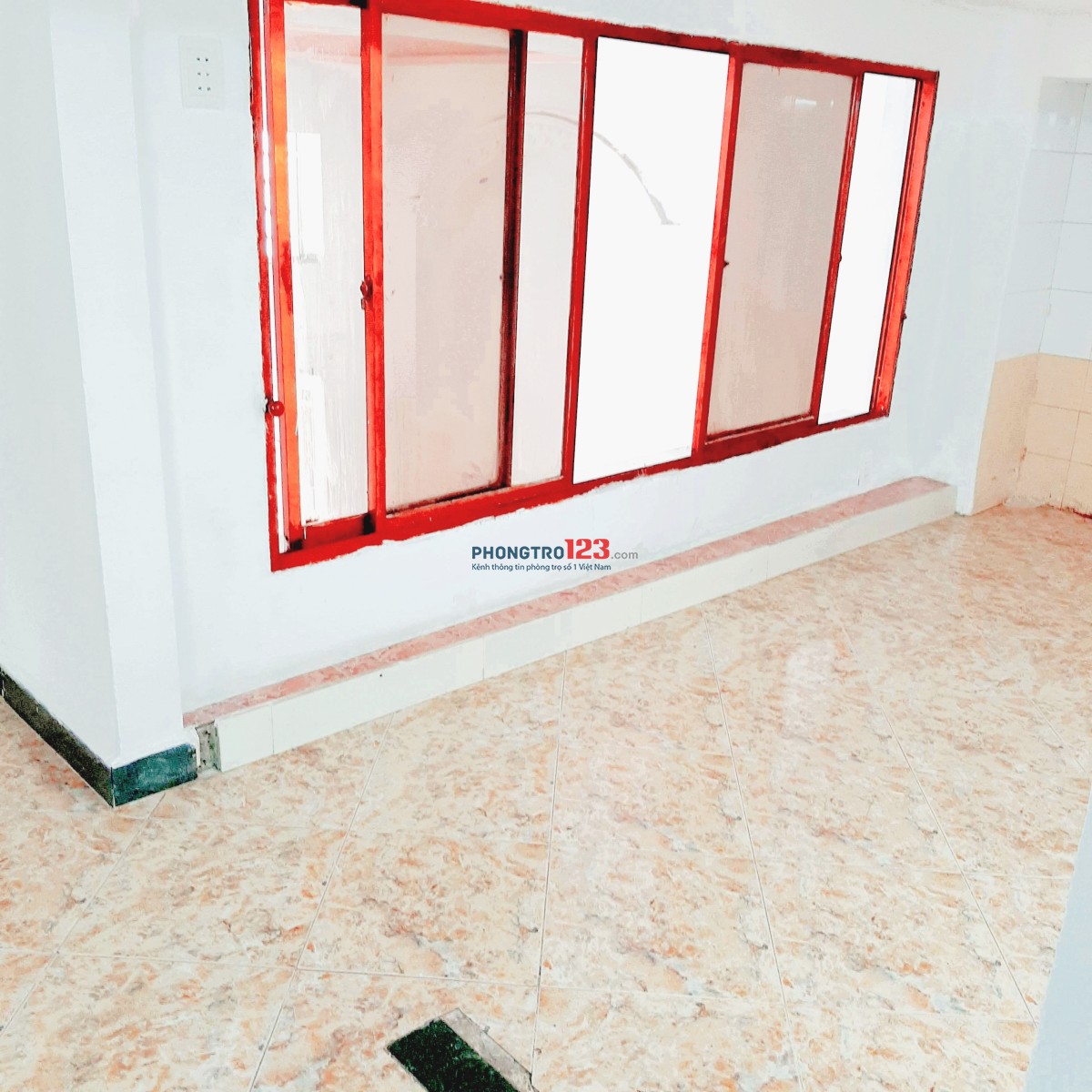 Cho Thuê Phòng Q3, rộng rãi thoải mái, cửa sổ lớn.tolet riêng 3tr1