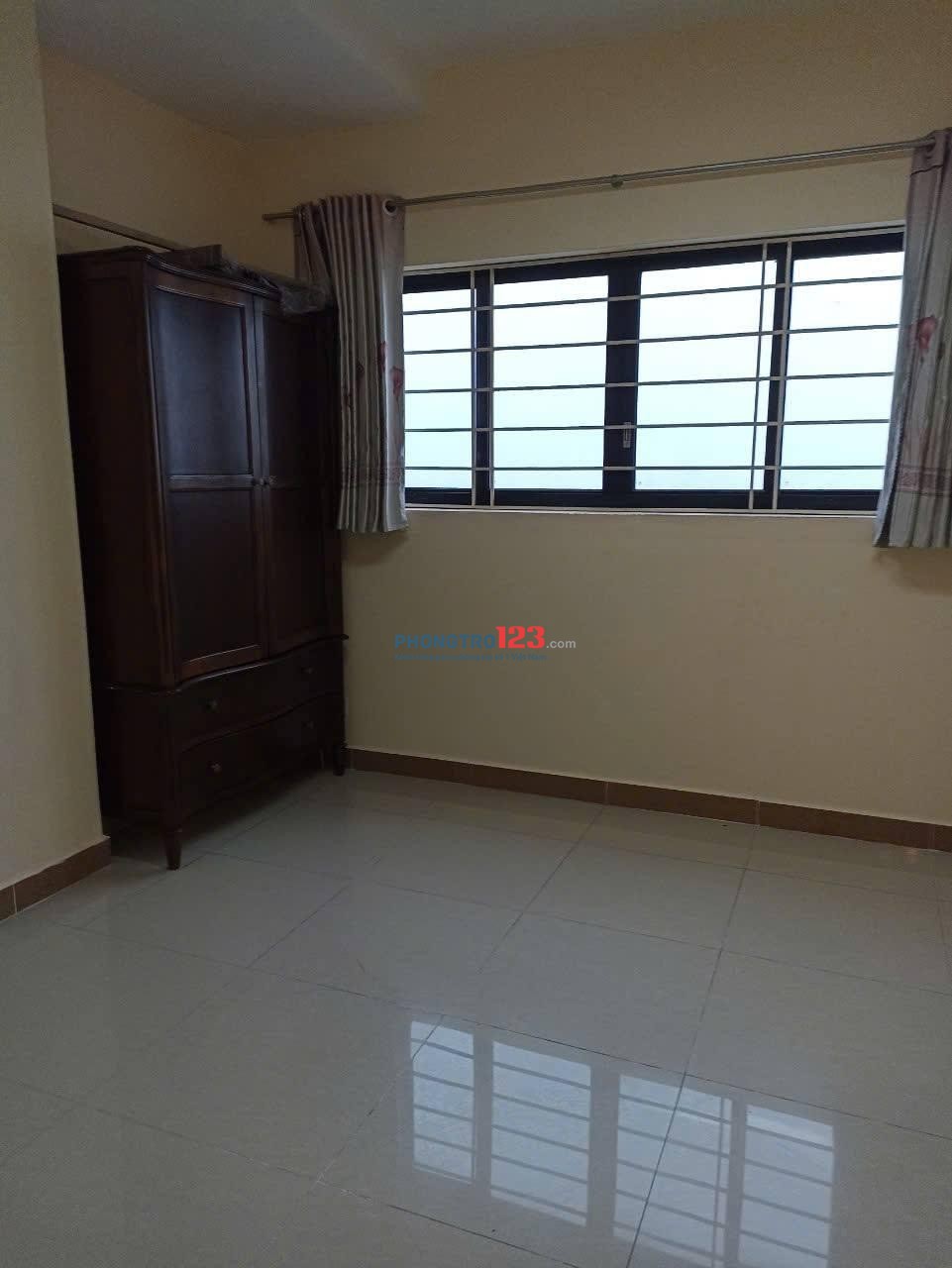 Chung cư Nguyễn Tri Phương, p7, Q5: 75m2, 2p ngủ, Nt, giá 9tr