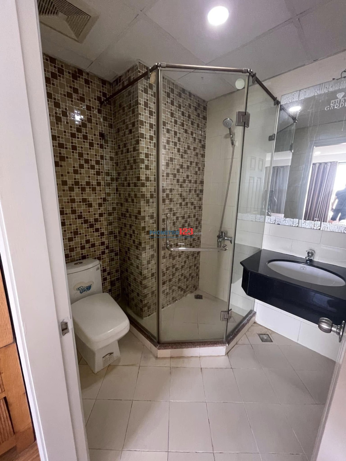 Chỉ 10tr5 căn 2p có nội thất chung cư Ruby- Tân Bình