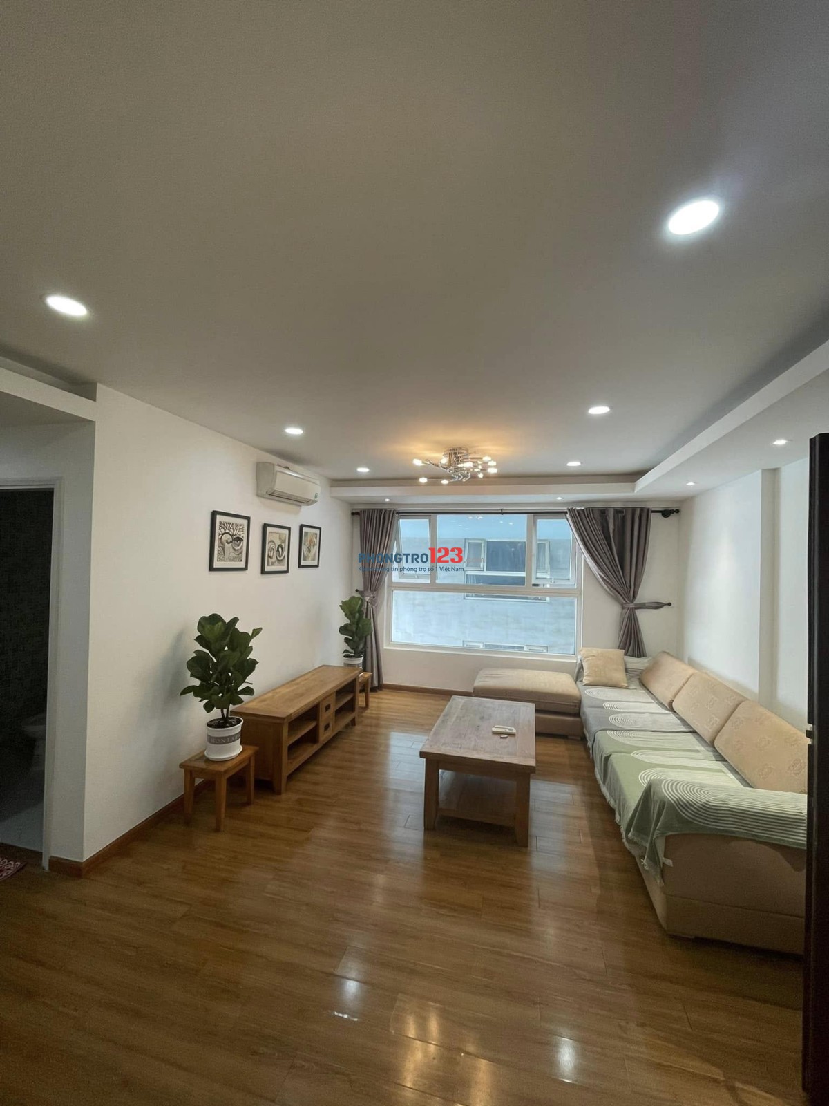 Chỉ 10tr5 căn 2p có nội thất chung cư Ruby- Tân Bình