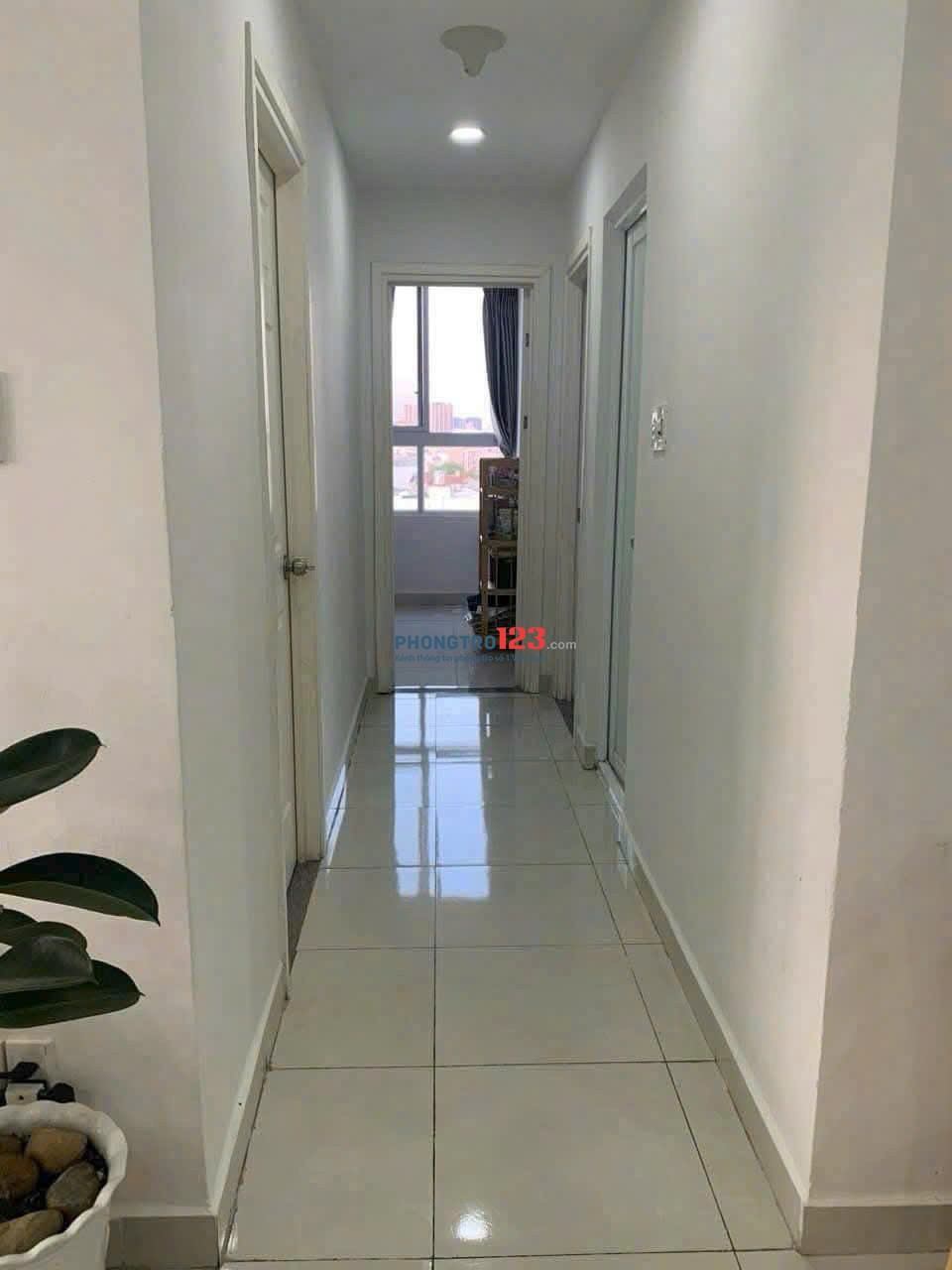 C/c Nguyễn Phúc Nguyên, Q3, 100m2, 3PN, 2WC, Nôi thất, 15tr/th.