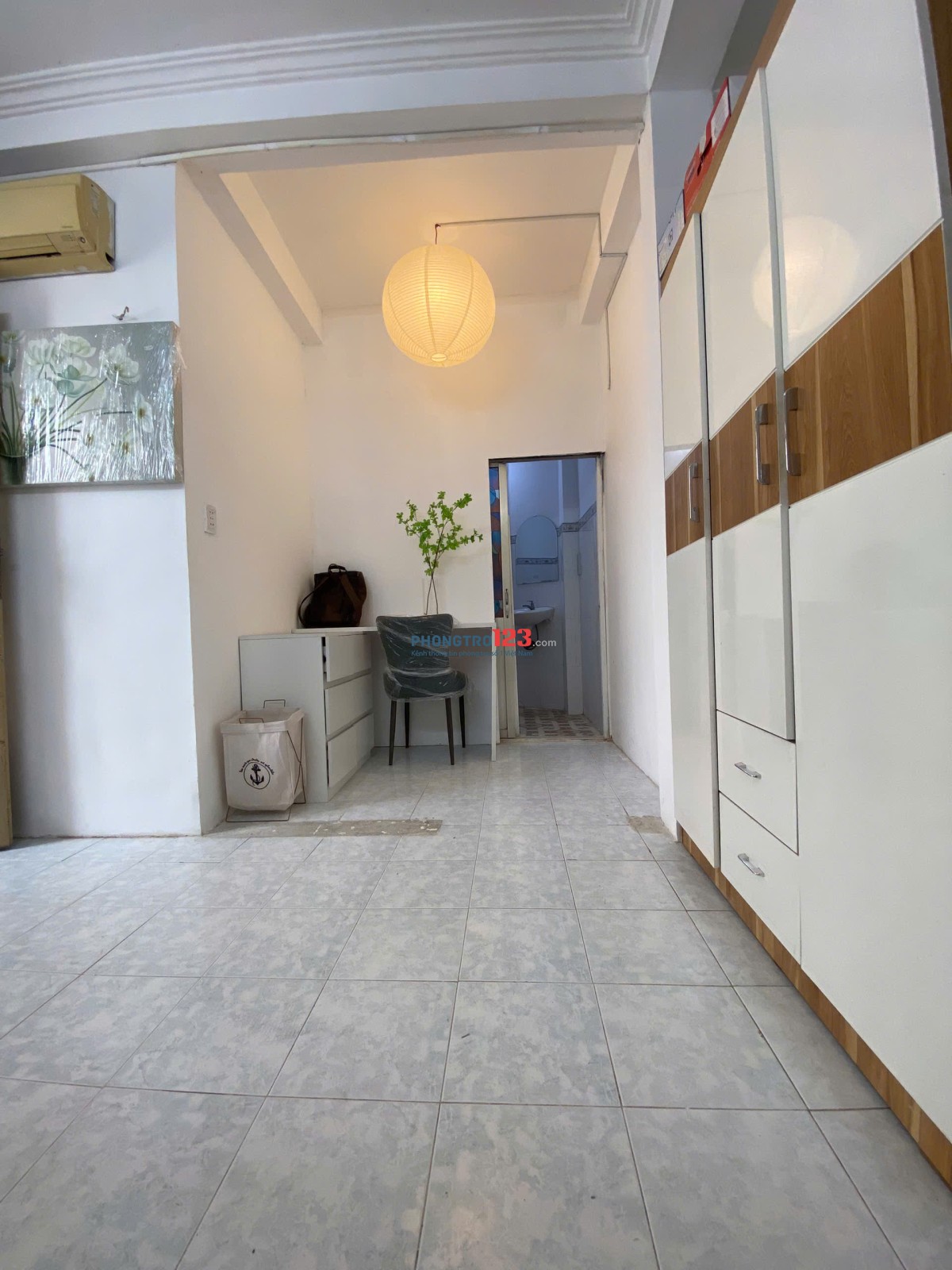 1PN Tách Bếp- Bancol lớn- Full nội thất chuẩn ks 3 sao- ngay ĐH Sài Gòn vs Bùi Viện vs Nowzone