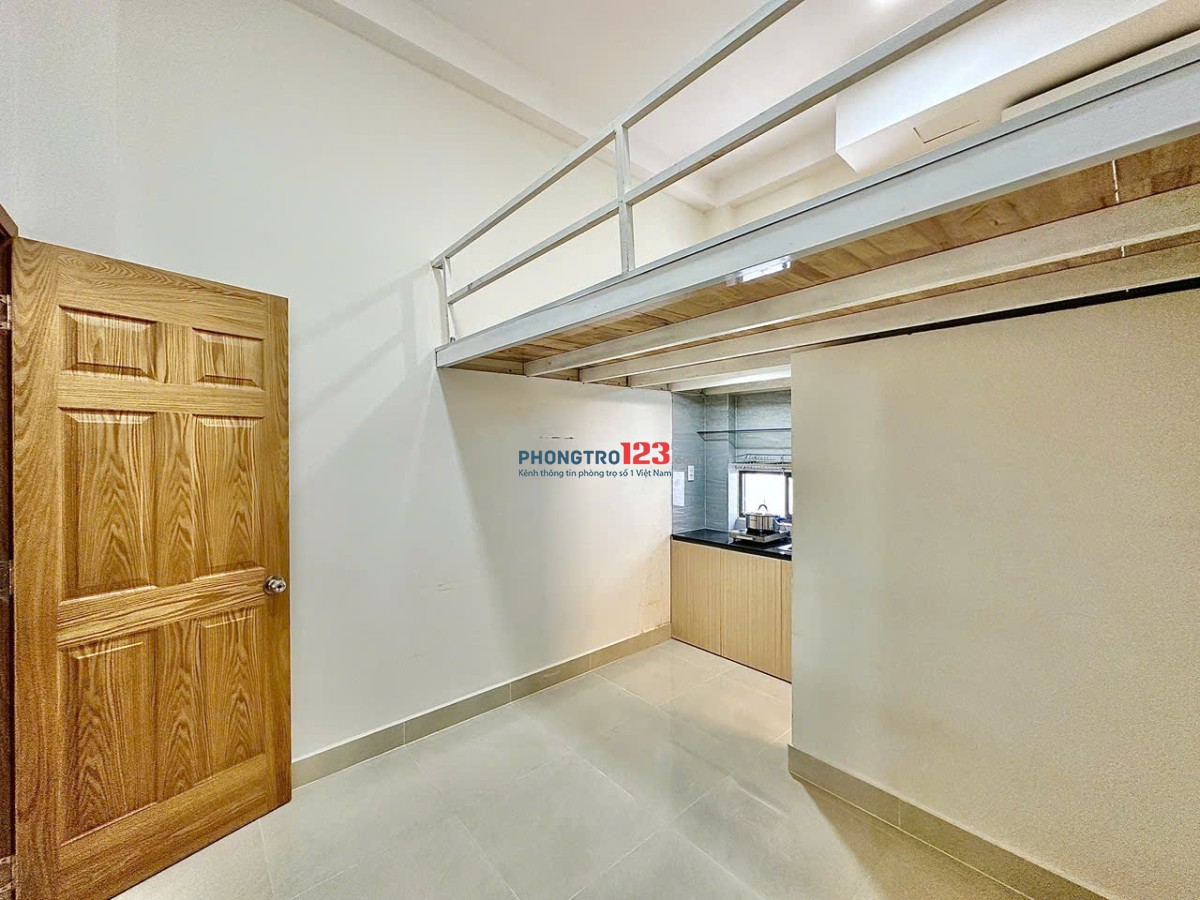 Bóc tem nhà mới xây full NT ngay CV Gia Định, gần ĐH IUH, BV 175