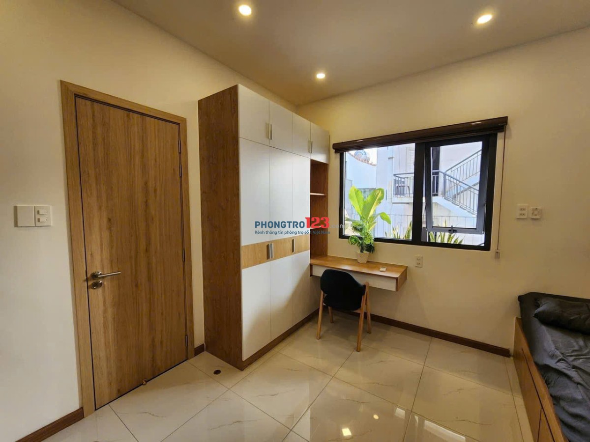 Cho Thuê Căn hộ mini - Cách mạng tháng 8 - Gần Vòng Xoay Dân Chủ