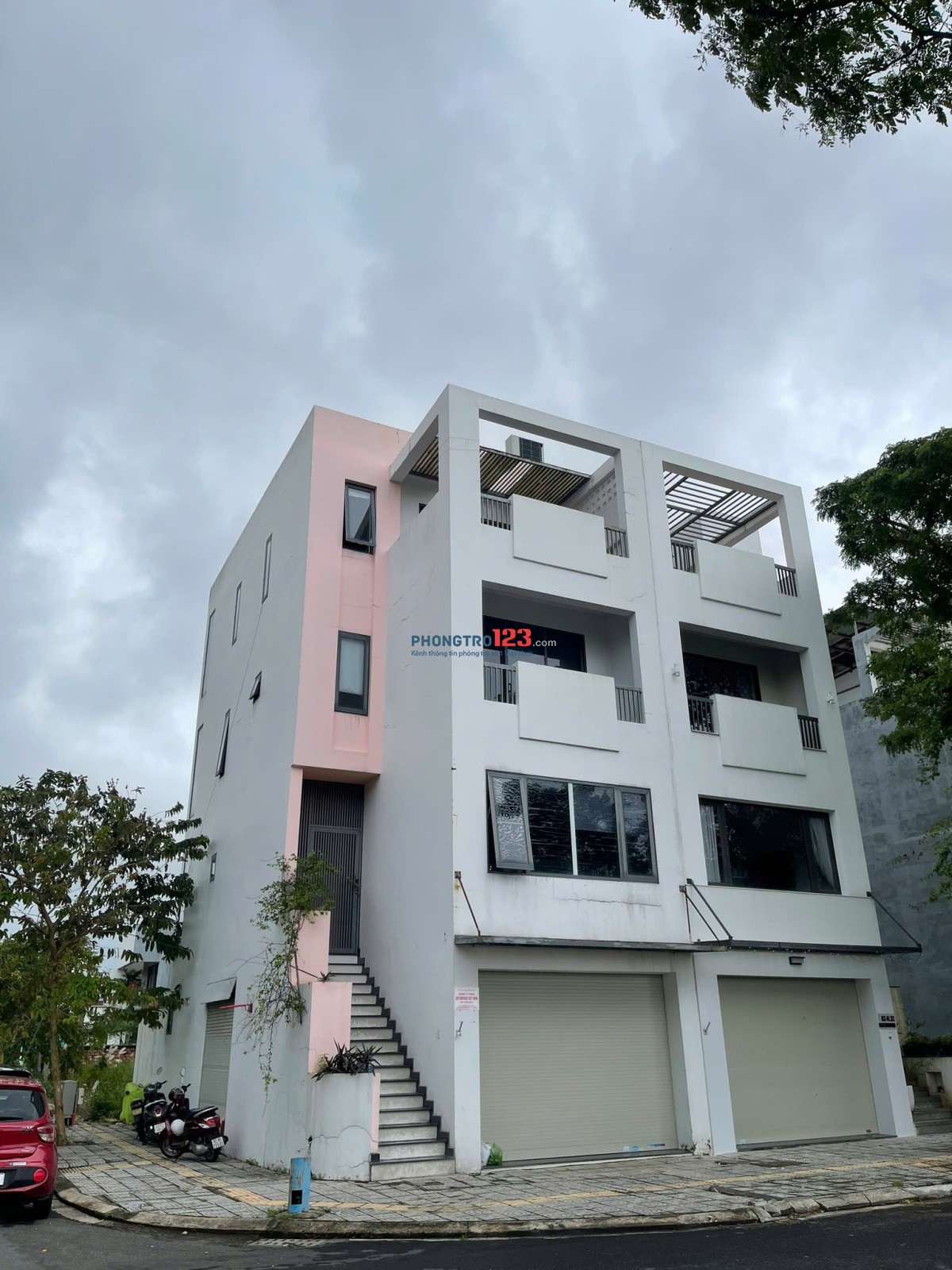 Căn hộ với diện tích 90m2, nguyên tầng