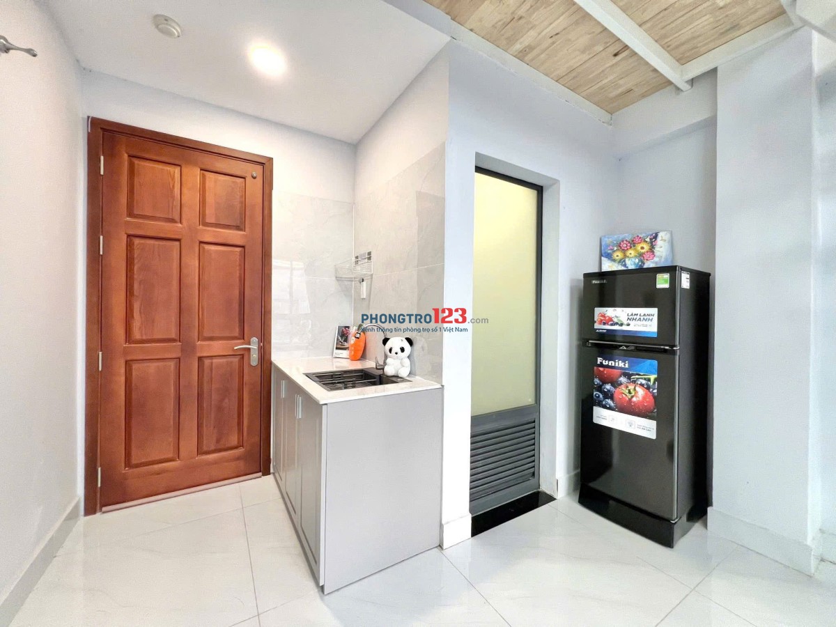 Phòng Gác Lửng Cao Cấp Thoáng Mát - 5’ Đi Đầm Sen Tân Phú, Giá Rẻ