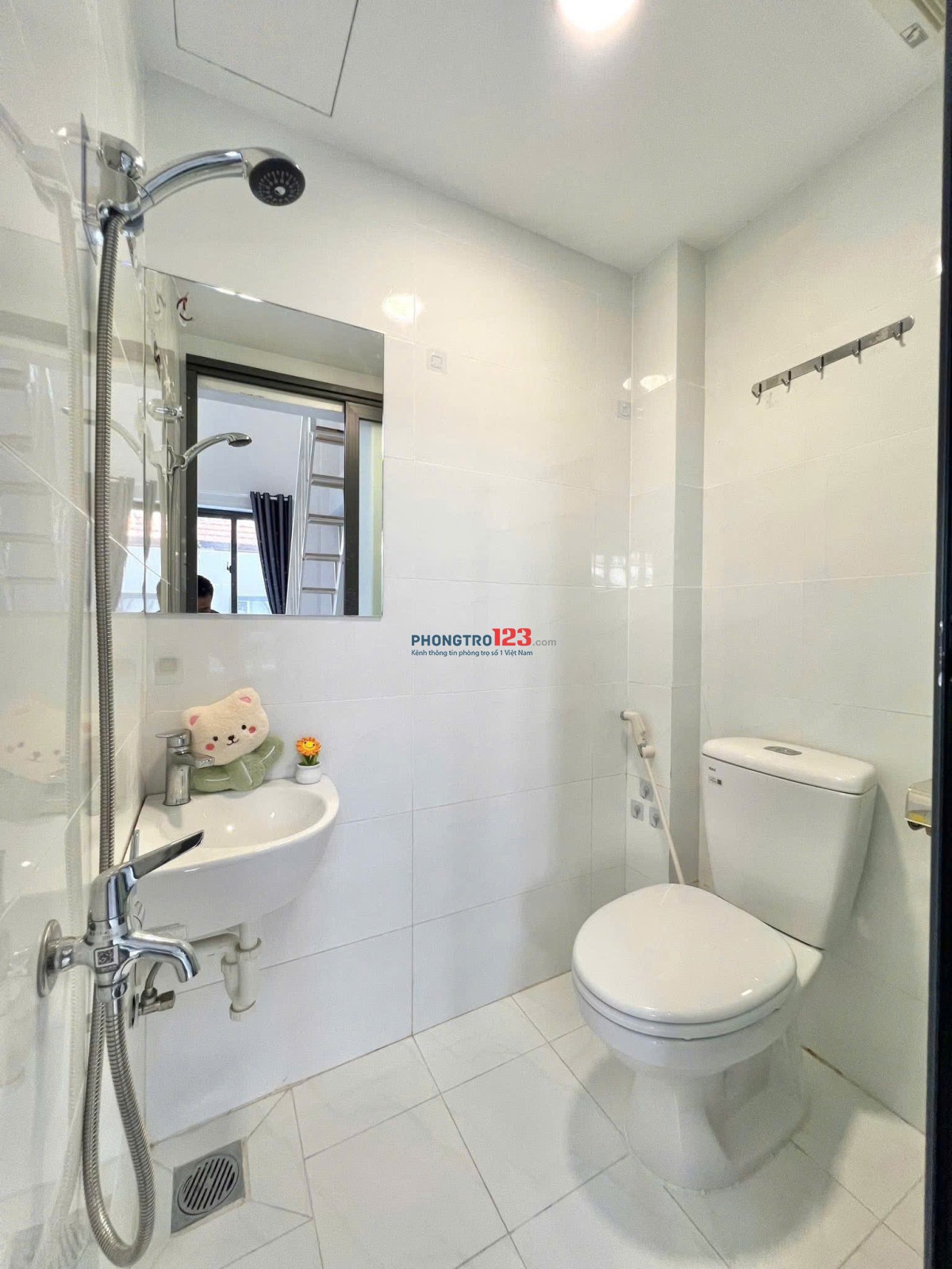 Phòng Gác Lửng Cao Cấp Thoáng Mát - 5’ Đi Đầm Sen Tân Phú, Giá Rẻ