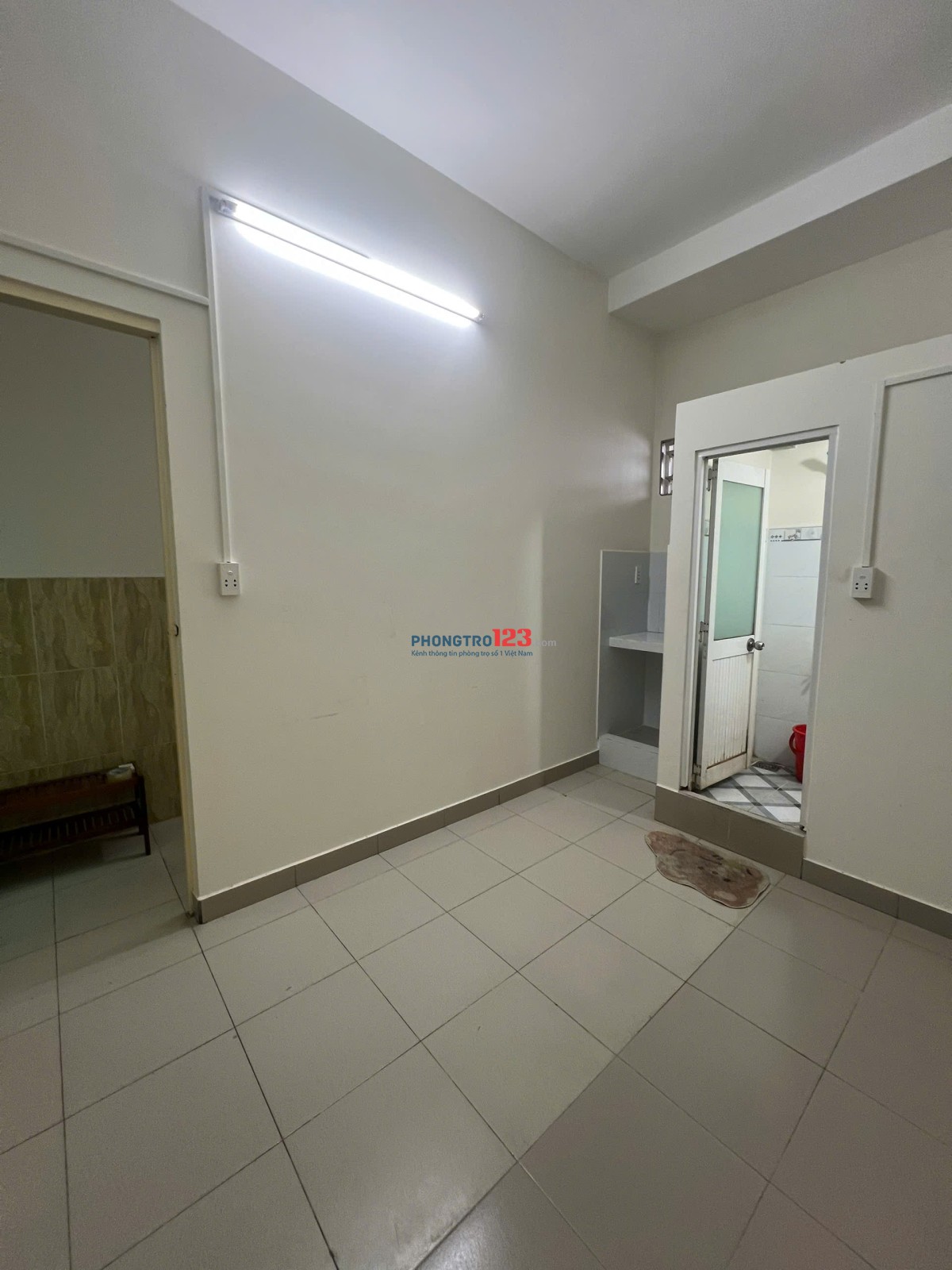 PHÒNG TRỌ NGAY ETOWN CỘNG HÒA GIÁ CHỈ 2TR7/ THÁNG NGAY P13- CỘNG HÒA