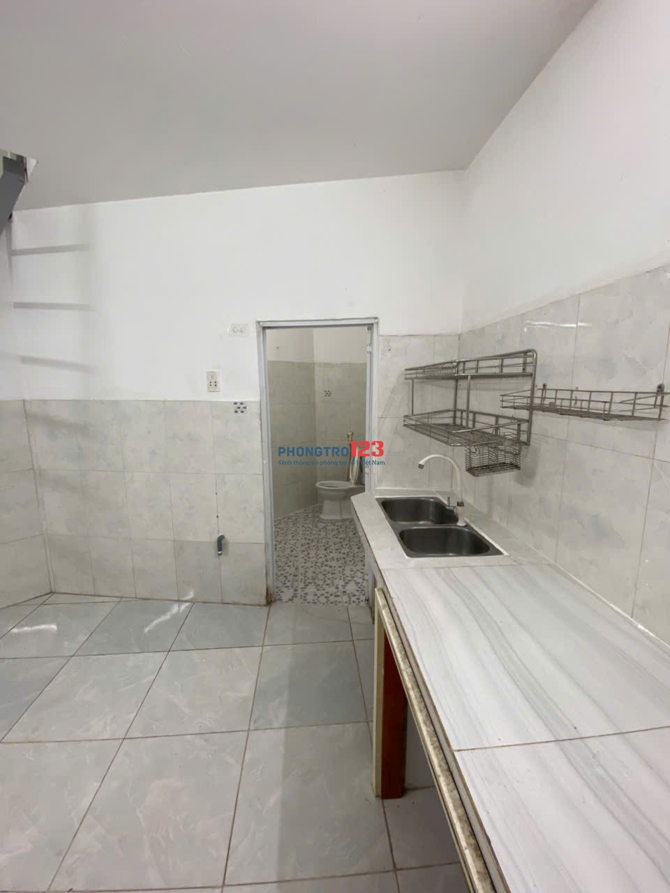 phòng trọ 35m2, gần Đại học Ngân hàng, Sư phạm kỹ thuật