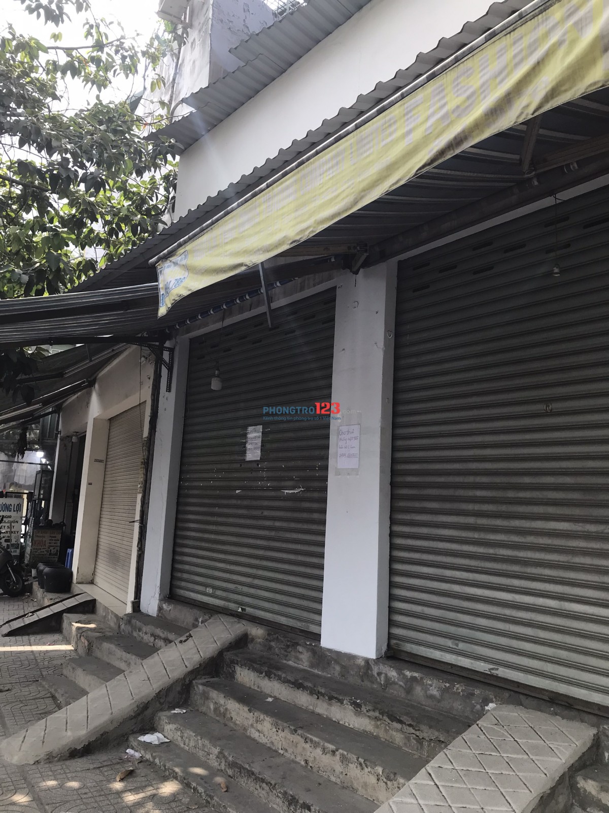 Cho thuê phòng 15m2 mặt tiền đường Tân Sơn, Tân Bình