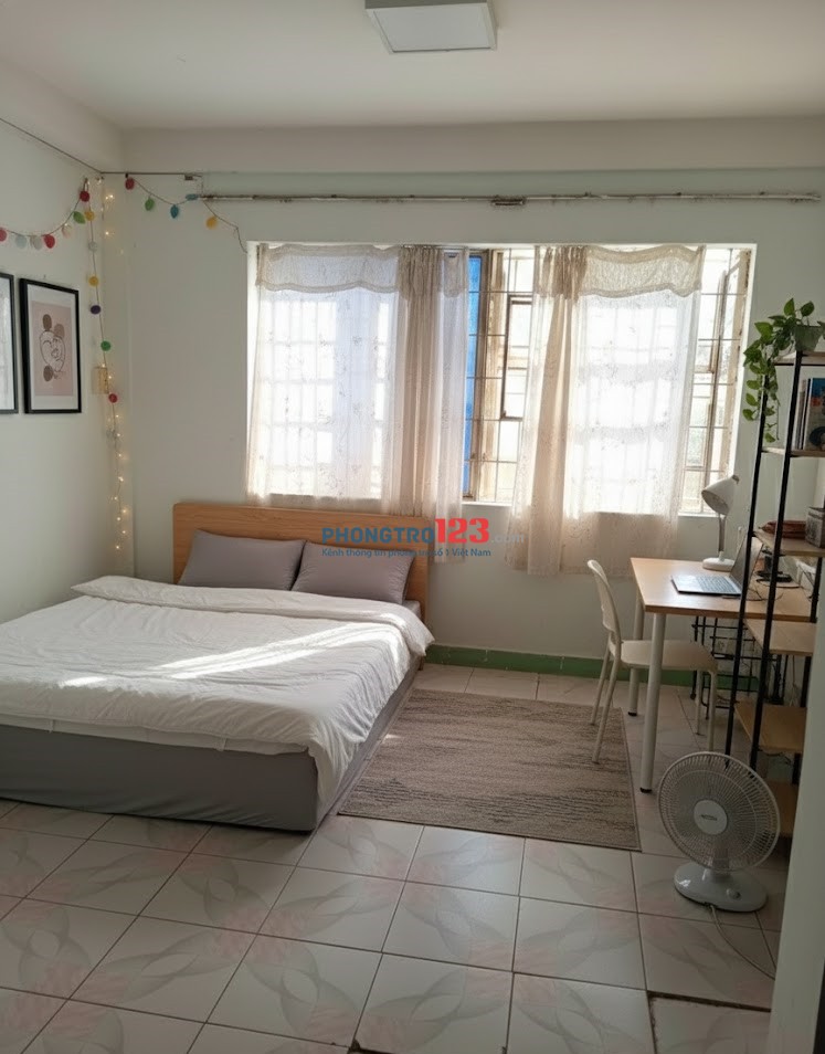 Phòng trọ 18m2 đường Điện Biên Phủ, Q.Bình Thạnh