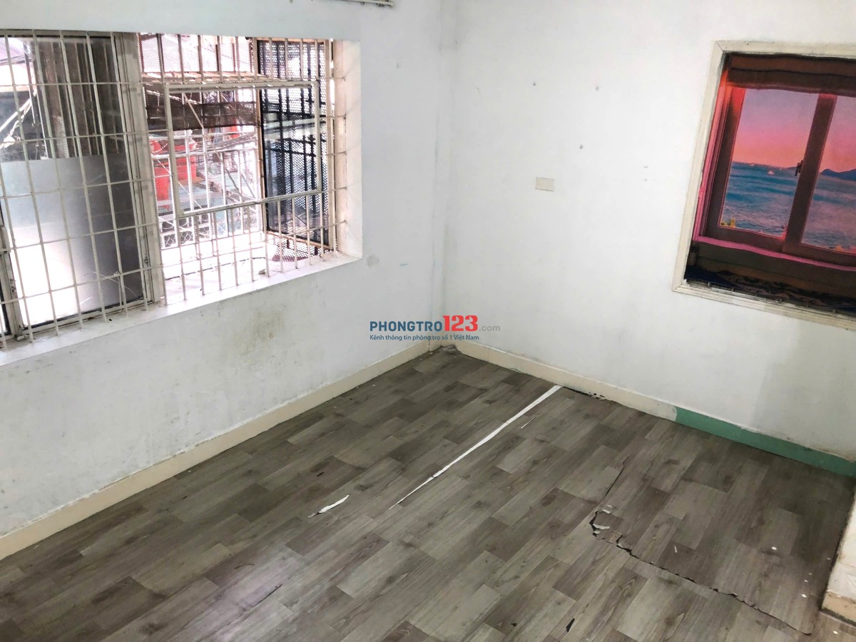 Phòng trọ 18m2 đường Điện Biên Phủ, Q.Bình Thạnh