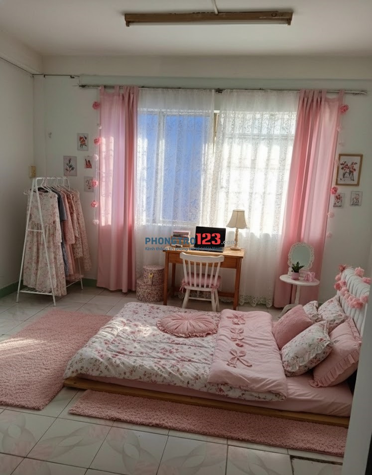 Phòng trọ 18m2 đường Điện Biên Phủ, Q.Bình Thạnh