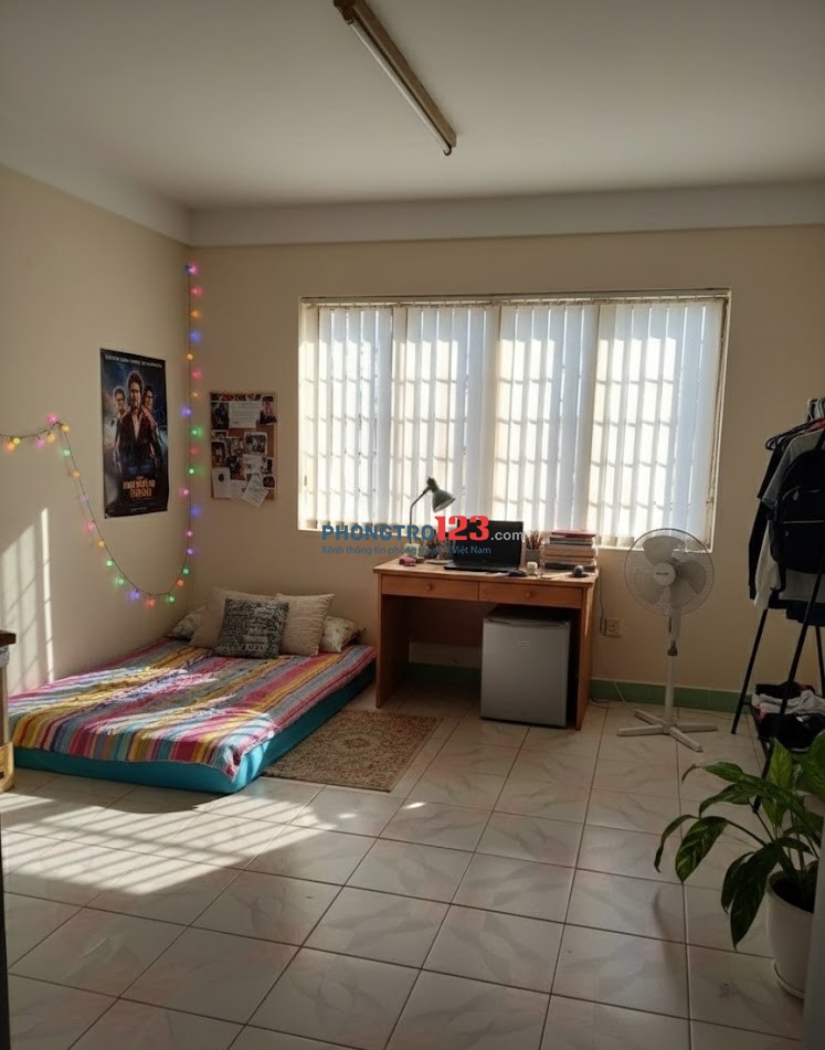 Phòng trọ 18m2 đường Điện Biên Phủ, Q.Bình Thạnh
