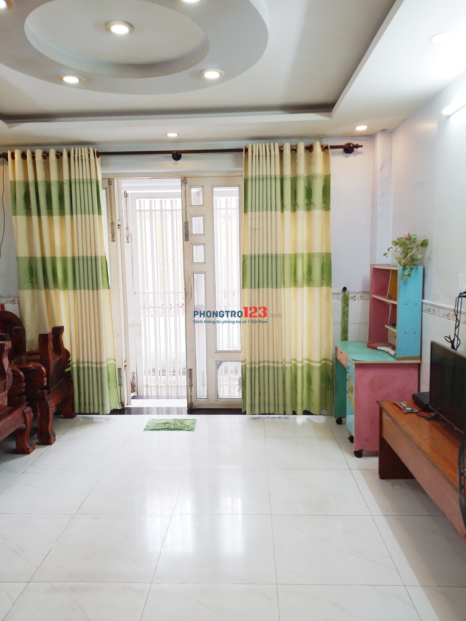 Nhà 1 trệt 1 lầu 96m2 2PN hẻm 766 QL13 gần ngã tư Bình Phước, Thủ Đức