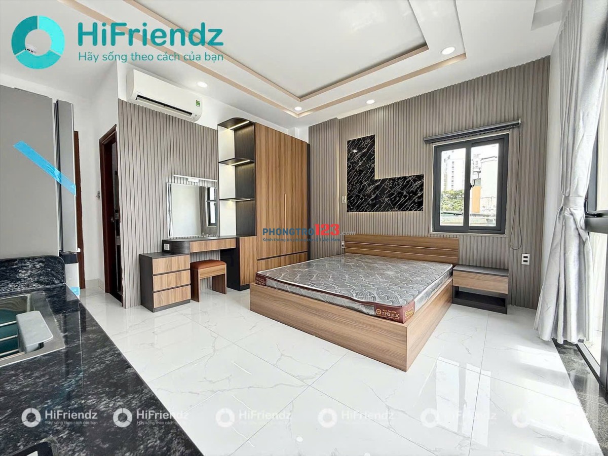 CHO THUÊ CHDV FULL NỘI THẤT BAN CÔNG THOÁNG GẦN CHỢ BÀ CHIỂU GIÁP QUẬN 1