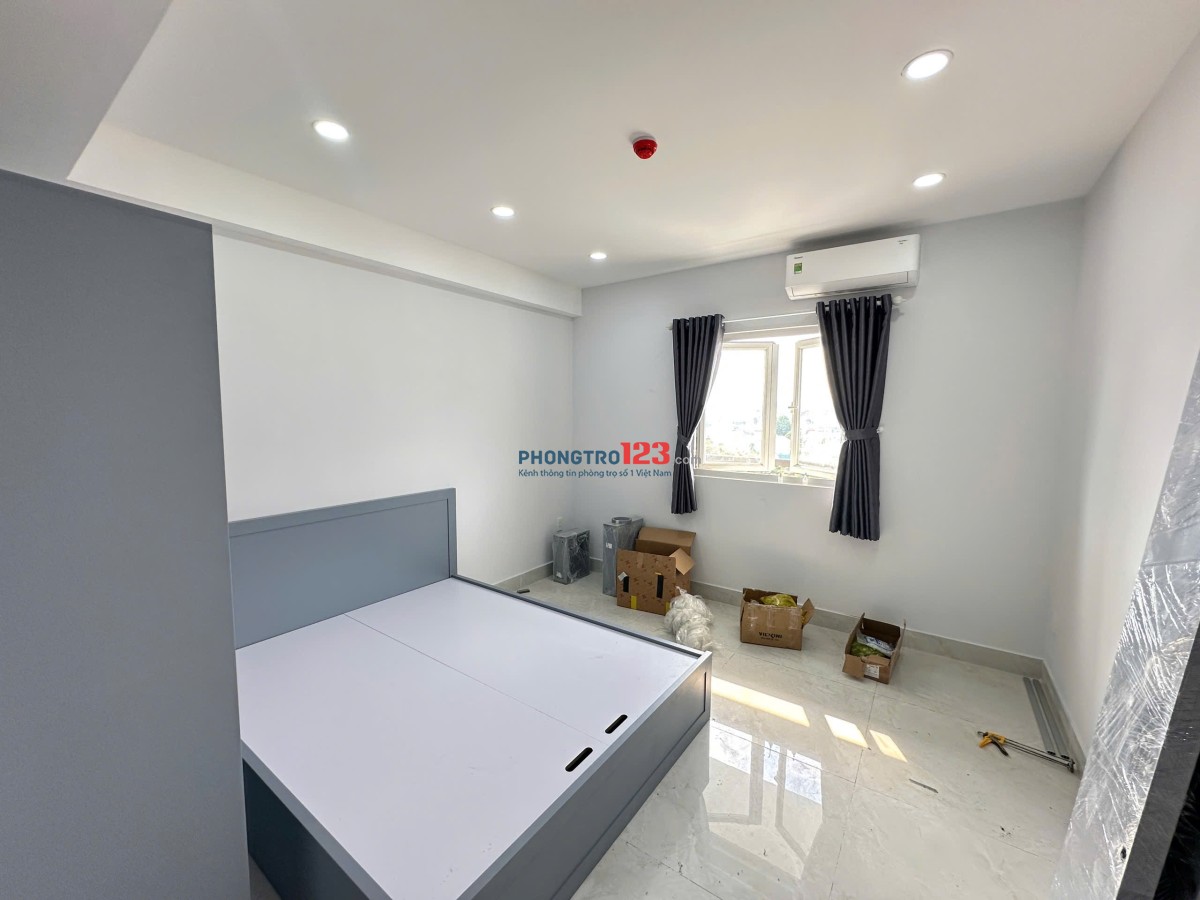 CHO THUÊ CHDV MỚI 100% FULL NỘI THẤT CỬA SỔ LỚN RỘNG 28m2 ĐẶC BIỆT MIỄN PHÍ TIỀN NHÀ T2 NGAY ĐH VLU