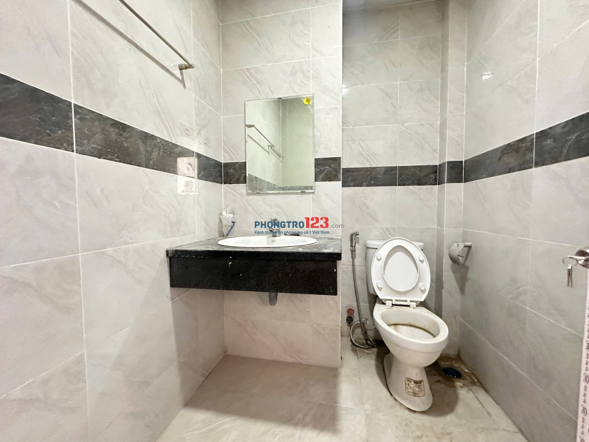 CHO THUÊ CHDV MỚI 100% FULL NỘI THẤT CỬA SỔ LỚN RỘNG 28m2 ĐẶC BIỆT MIỄN PHÍ TIỀN NHÀ T2 NGAY ĐH VLU