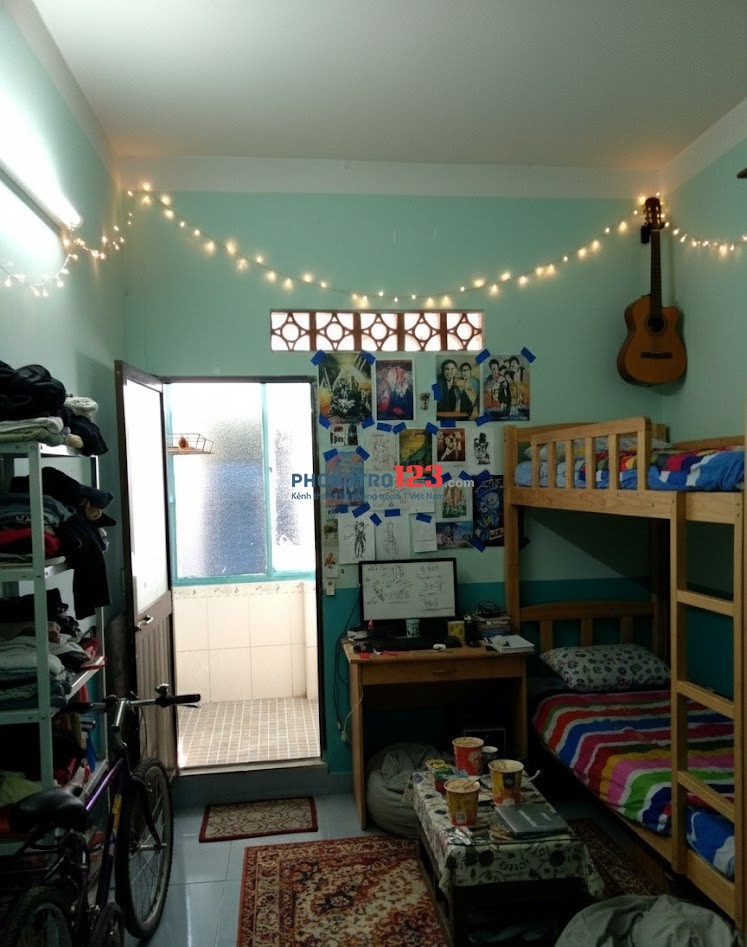 Phòng trọ 14m2 đường Điện Biên Phủ, Q.Bình Thạnh