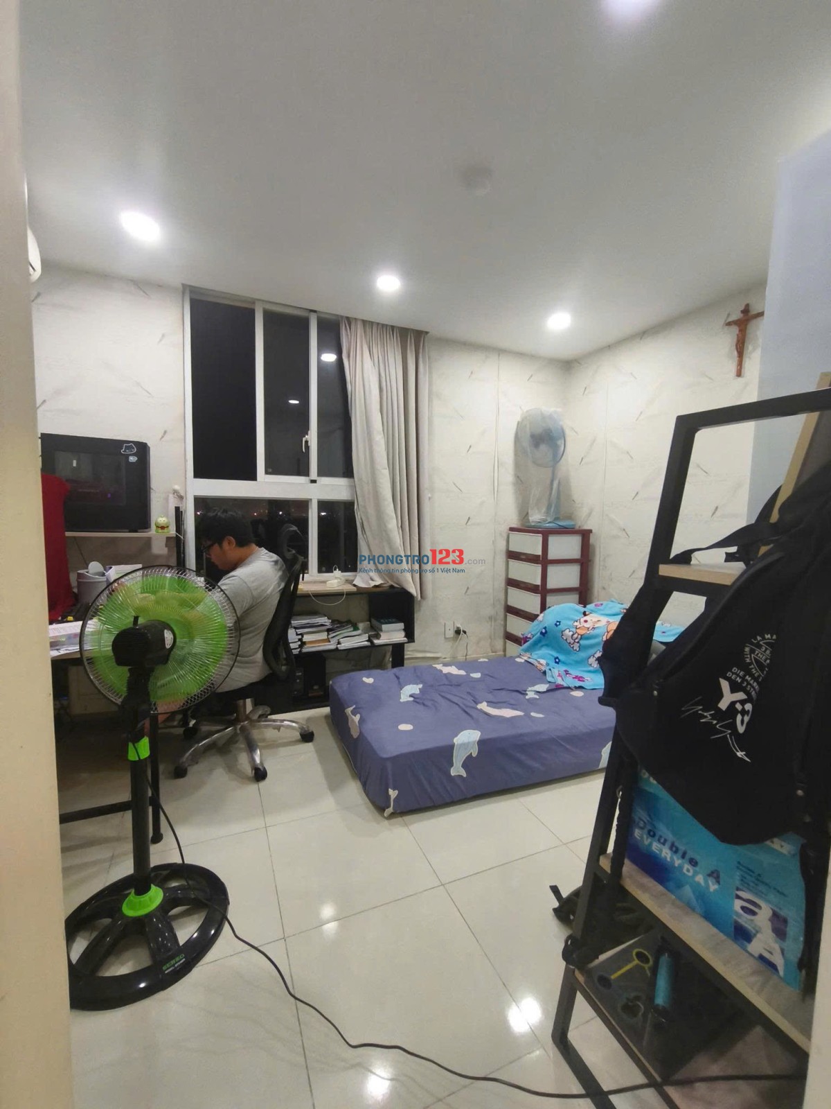 C/c Phú Đạt - Đường D5, P25, Bình Thanh: 89m2, 3p ngủ, 2wc, NTCC, 14tr