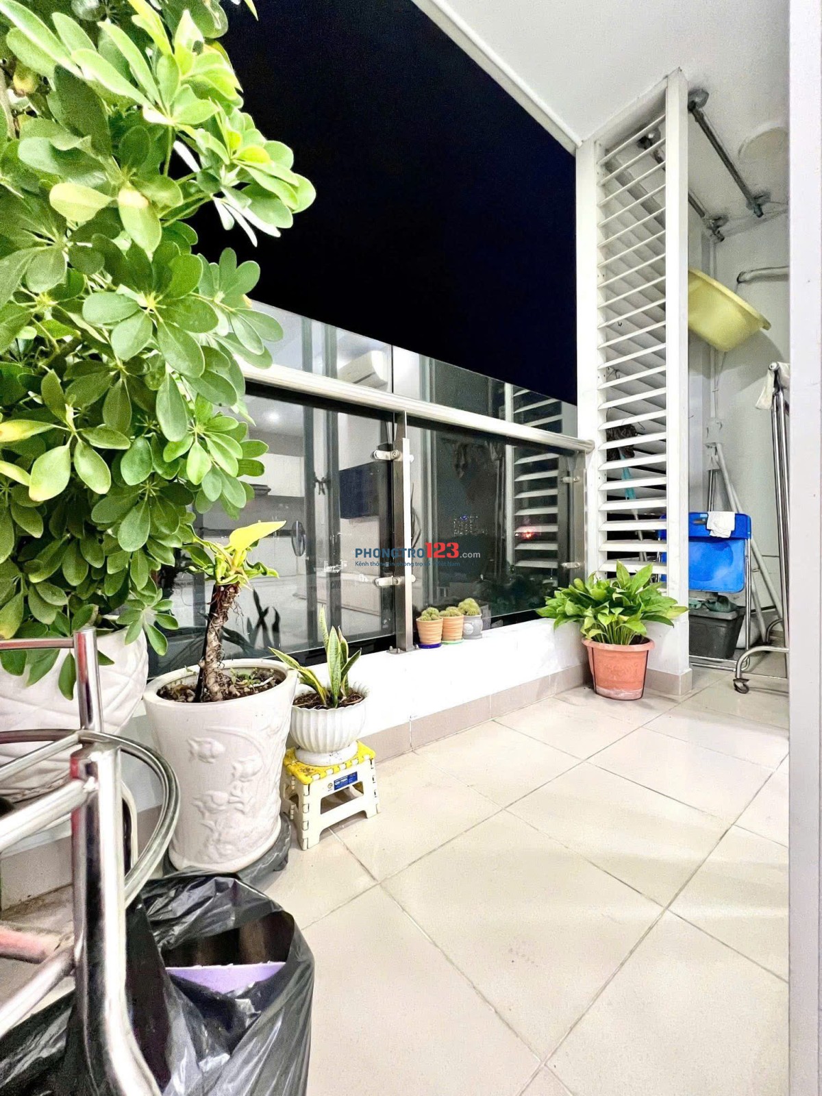 C/c Screc, Coopmart Trường Sa, Q3, 100m2, 3PN, 2WC, Nội thất, 15tr/th.