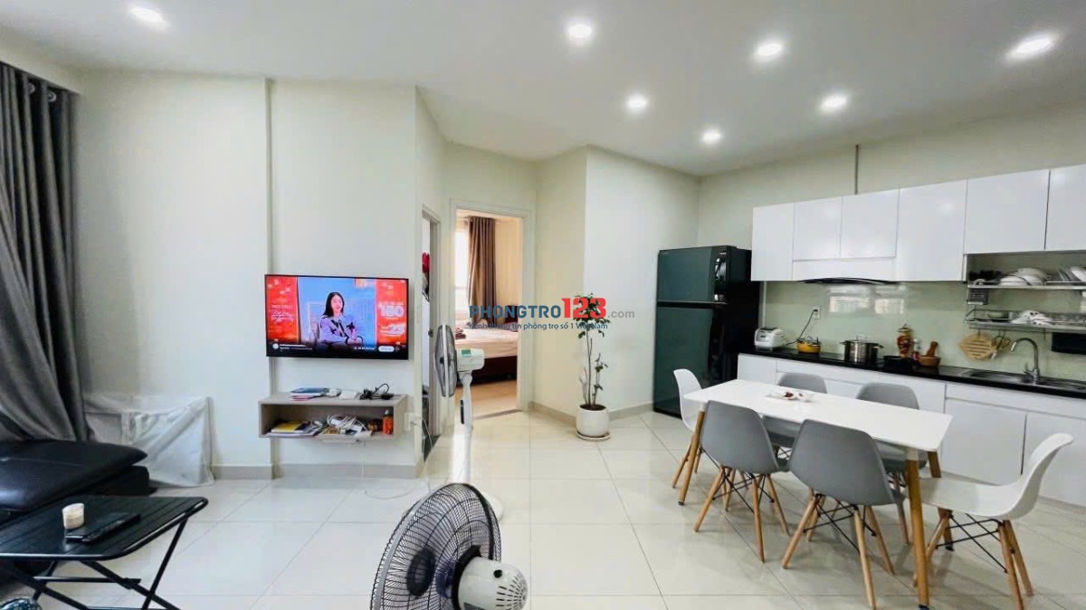 Chung cư D5, P25, Bình Thạnh: 90m2, 2p ngủ, 2wc NT mới, 12tr5/th.