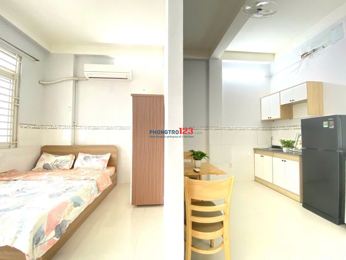 Căn hộ 1PN Tách bếp ban công Tân Định Q1 thang máy tự do