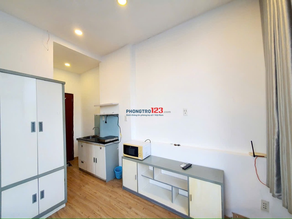 Cho thuê Căn hộ dịch vụ, full nội thất, gần CMT8, Quận 3