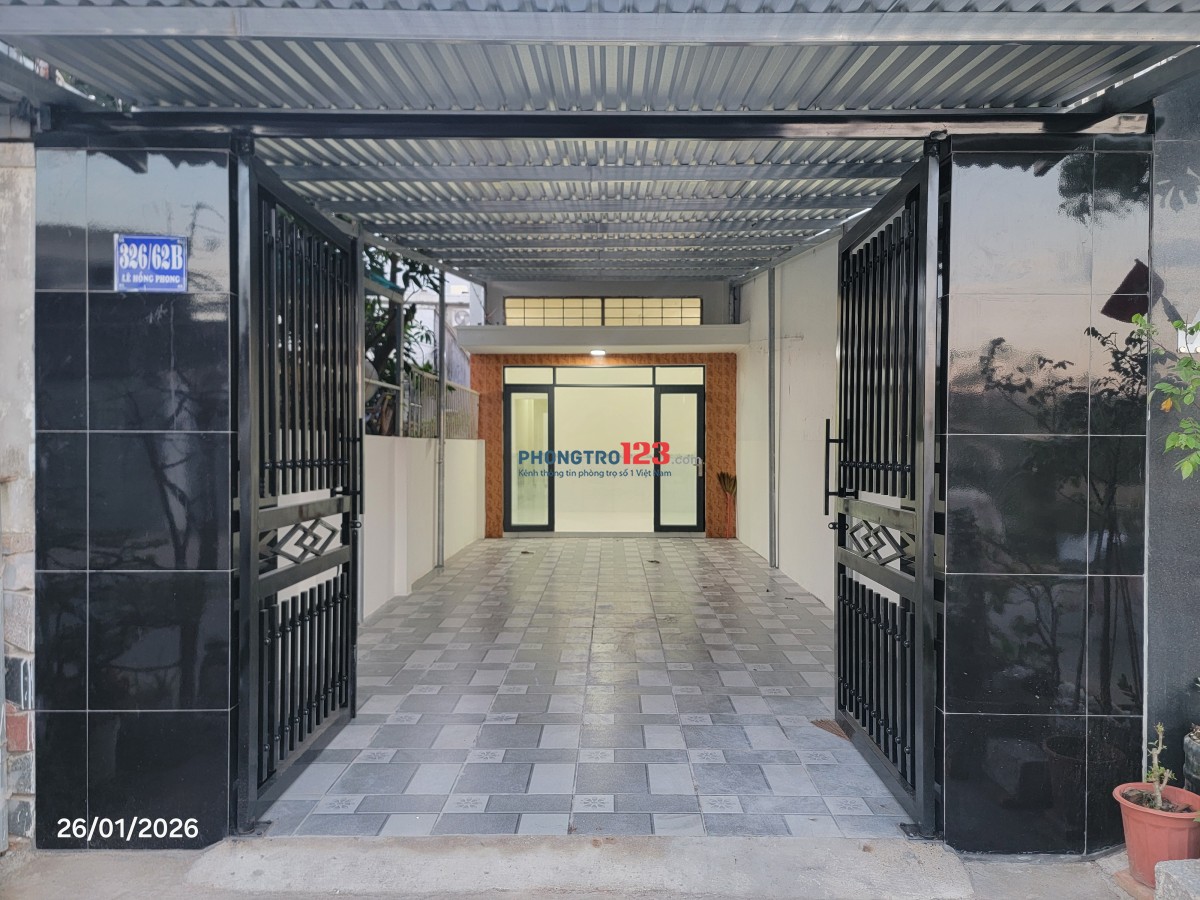  CHO THUÊ NHÀ MỚI THIẾT KẾ - SÂN RỘNG ĐỖ 2 Ô TÔ - NGAY VCN PHƯỚC LONG 