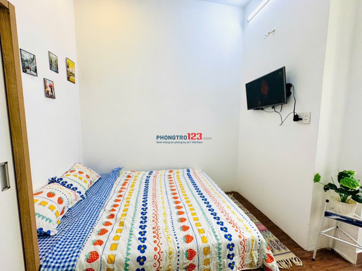 Cho Thuê Phòng Xinh Cửa sổ thoáng, Máy giặt riêng, Bồn tắm ngay Ngô Tất Tố, Bình Thạnh gần Q1,Q2