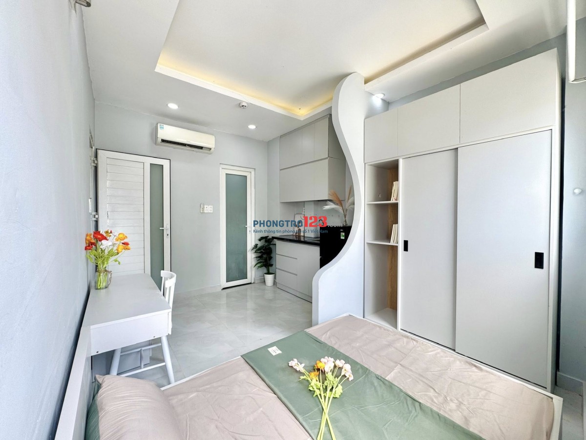 PHÒNG CỬA SỔ ĐÓN NẮNG NGAY PHẠM VĂN BẠCH TÂN BÌNH