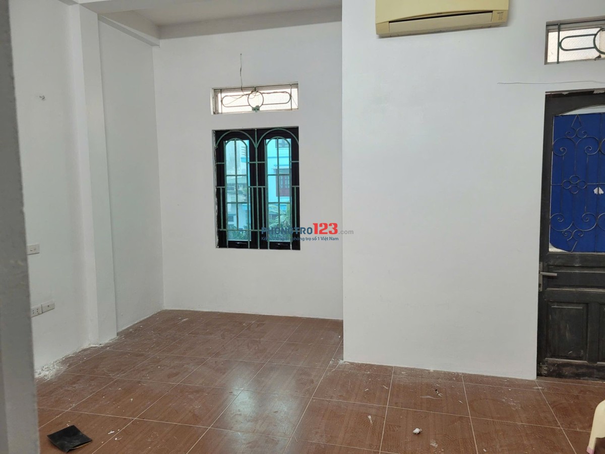 CHÍNH CHỦ CHO THUÊ NHÀ NGUYÊN CĂN 2,5 TẦNG TẠI THÔN 3 - VẠN PHÚC - THANH TRÌ