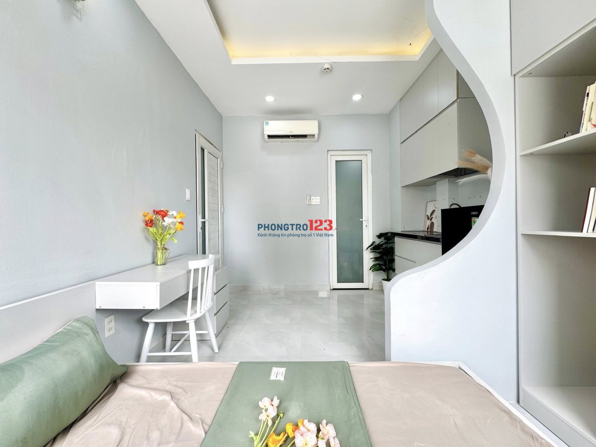 PHÒNG CỬA SỔ ĐÓN NẮNG NGAY PHẠM VĂN BẠCH TÂN BÌNH