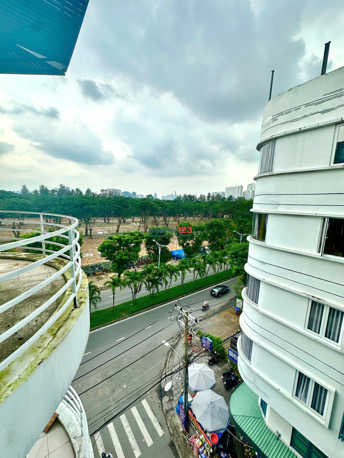 CHO THUÊ KHÁCH SẠN CAO CẤP THEO THÁNG BANG CÔNG RỘNG RÃI CHỈ 230K/ ĐÊM