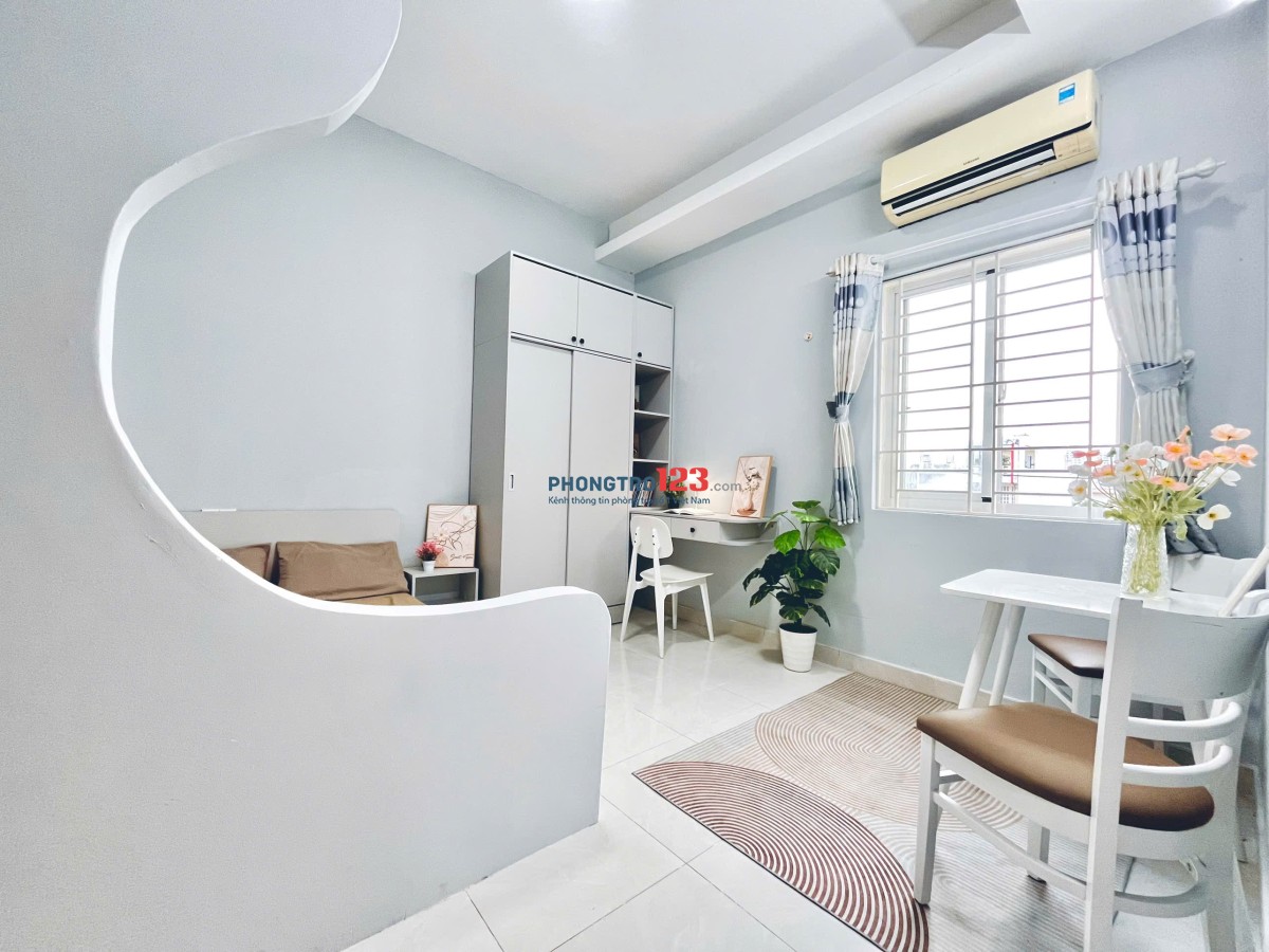 Cho thuê studio 30m2 trung tâm quận 7. Gần Lotte, đh TDT, RMIT. 5p sang quận 4, quận 8
