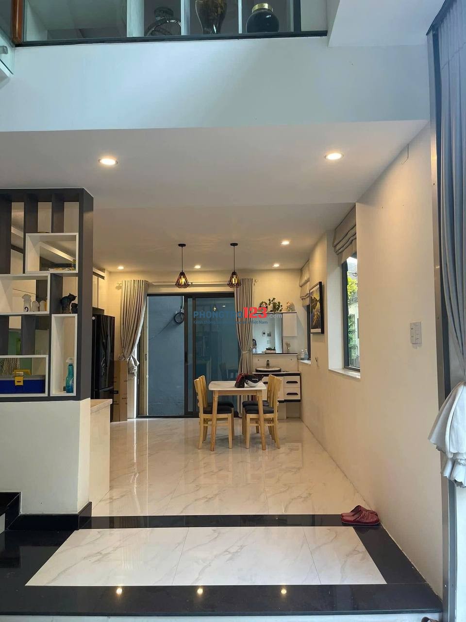 CHO THUÊ NHÀ 5 TANG KIỆT OTO NGUYỄN HỮU THỌ - HẢI CHÂU - 15TR