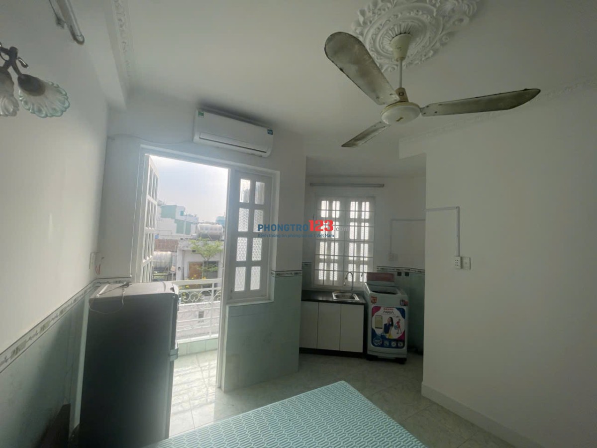 Chính chủ cho thuê CHDV giá rẻ Huỳnh Văn Bánh, Phú Nhuận