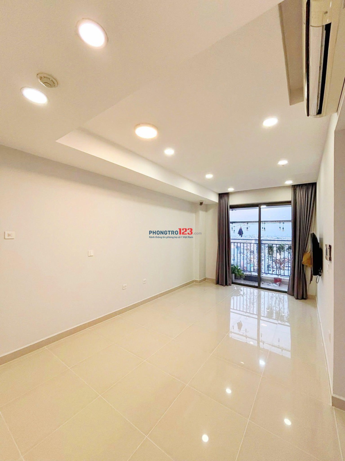 Chung cư Central - Phạm Văn Hai căn 3p ngủ, 2wc, giá 16tr/th