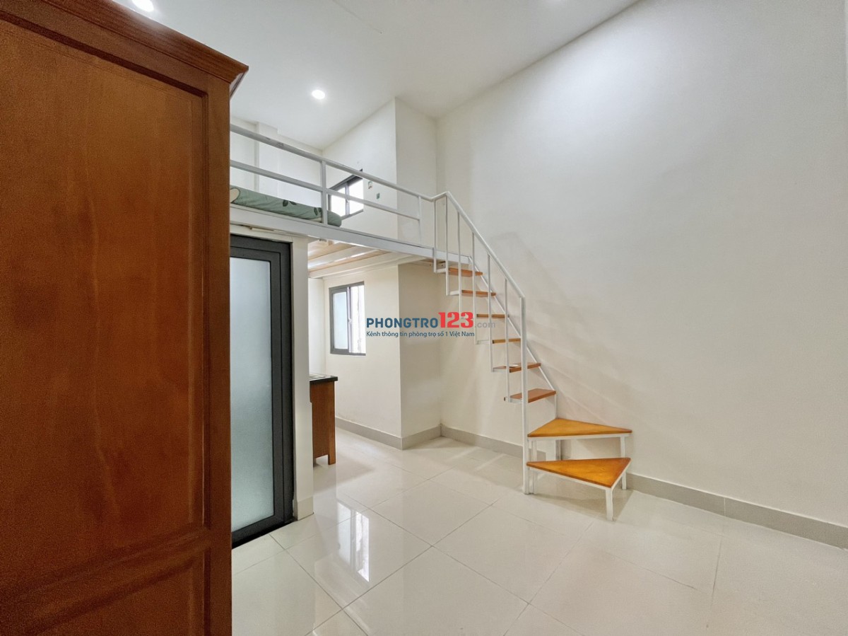 PHÒNG CÓ GÁC SẠCH SẼ GẦN CÔNG VIÊN GIA ĐỊNH - SÂN BAY