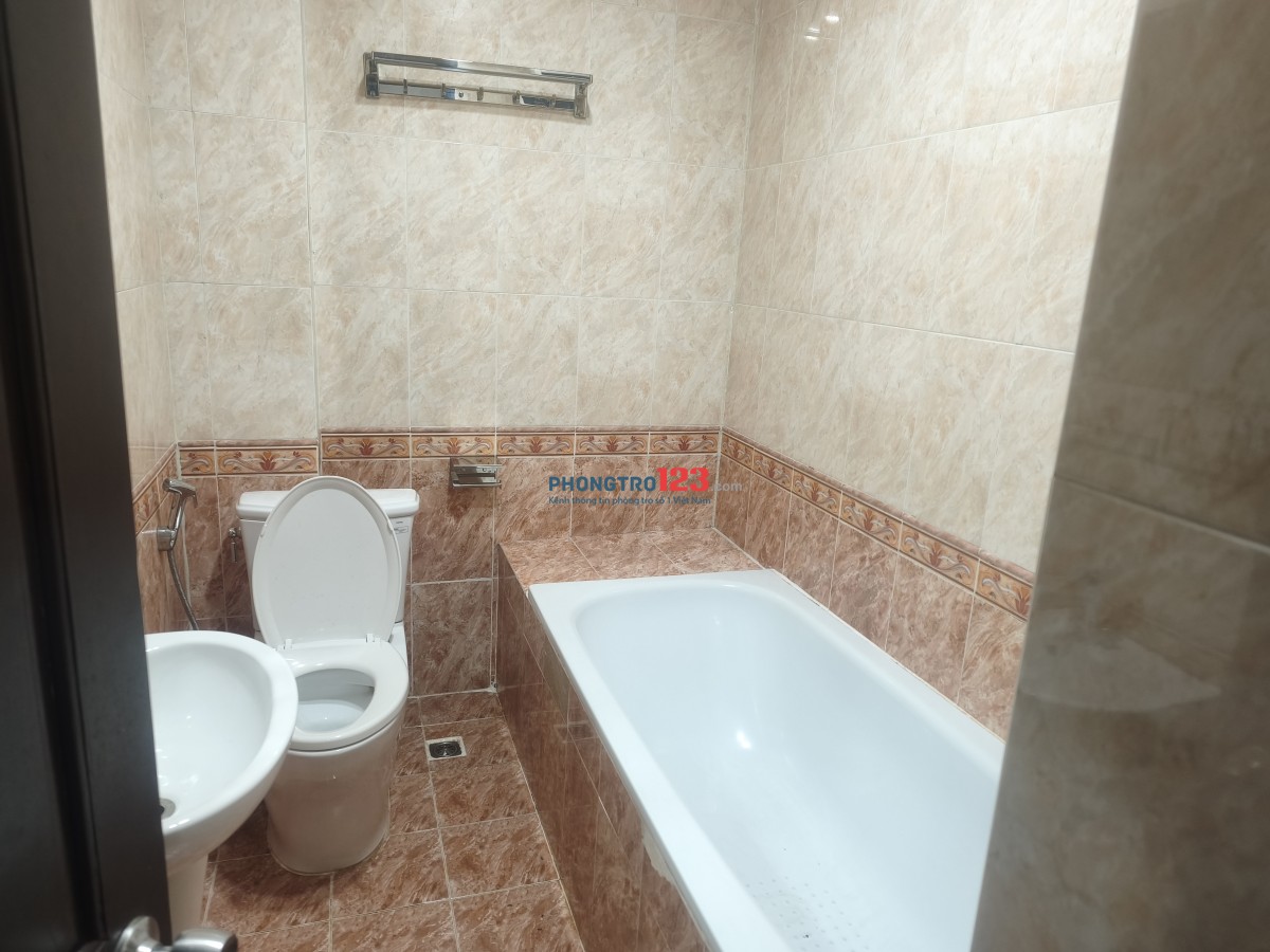 Cho thuê phòng 32m2 tách bếp nội thất đầy đủ ở quận 1