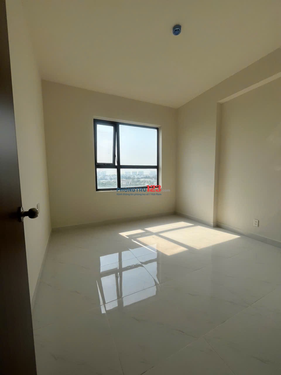 Cần Cho thuê Căn Hộ Green River Quận 8, Dt : 68 m2, 2PN, Giá : 7.5 tr/th