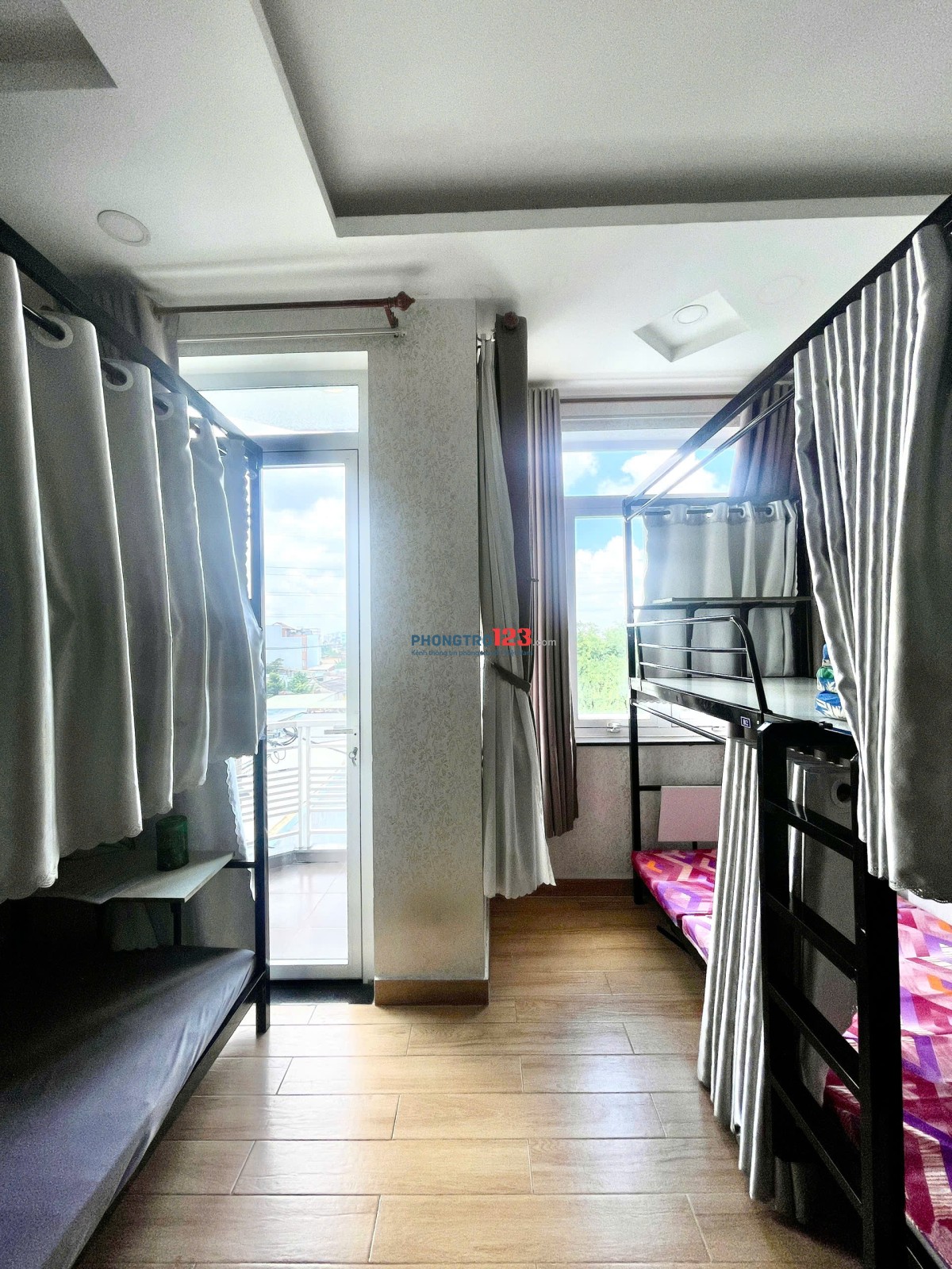 KTX GIÁ RẺ THỦ ĐỨC GẦN ĐẶNG VĂN BI, CHỢ THỦ ĐỨC, ĐẠI HỌC KIẾN TRÚC – PHÒNG RỘNG, TỦ ĐỒ SIÊU TO DÀNH