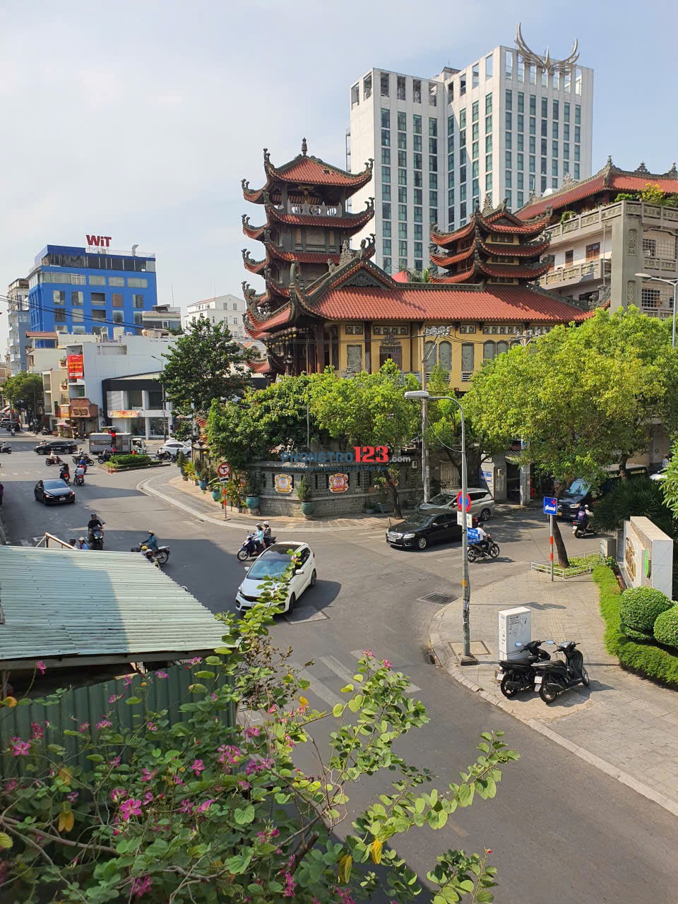 VIEW TRIỆU ĐÔ NGAY PHÚ NHUẬN – BAN CÔNG RIÊNG, BẾP TÁCH BIỆT, CHỈ 6TR CHO CĂN PHÒNG 28M2