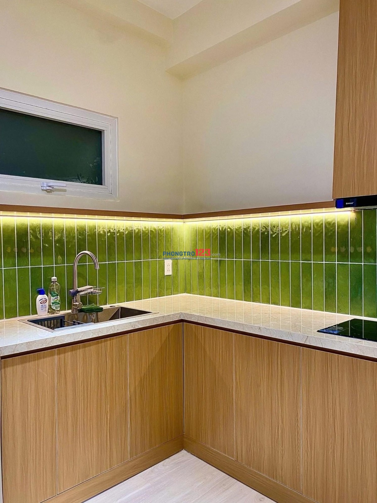 Căn hộ cao cấp 1p ngủ, 80m2,Chung cư Phúc Yên giá 8tr/th