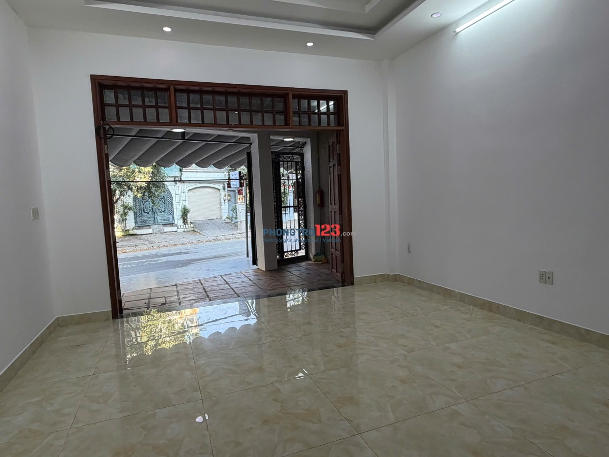 NGUYÊN TẦNG TRỆT 75M2 gồm 2 phòng 2 WC