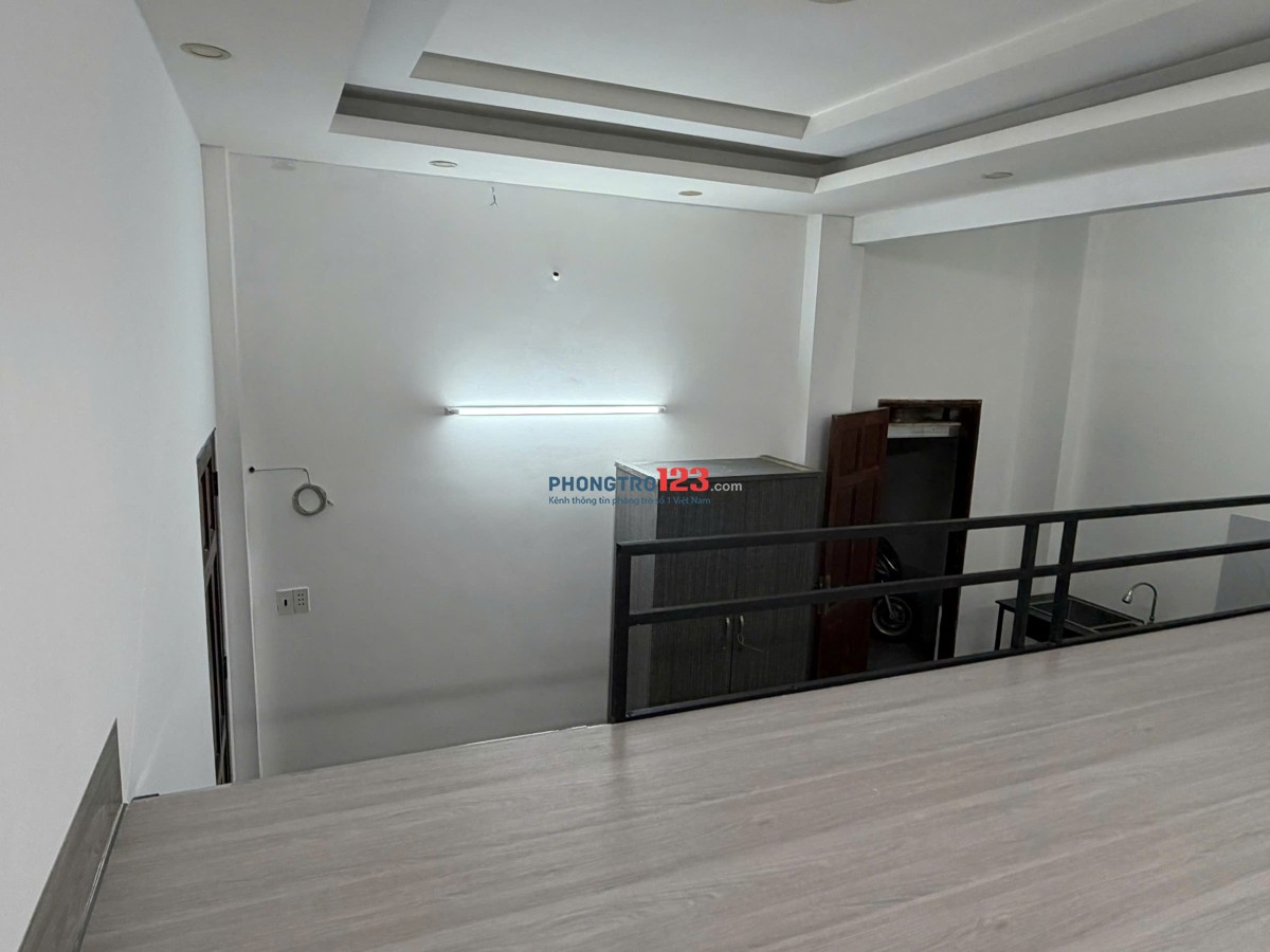 NGUYÊN TẦNG TRỆT 75M2 gồm 2 phòng 2 WC