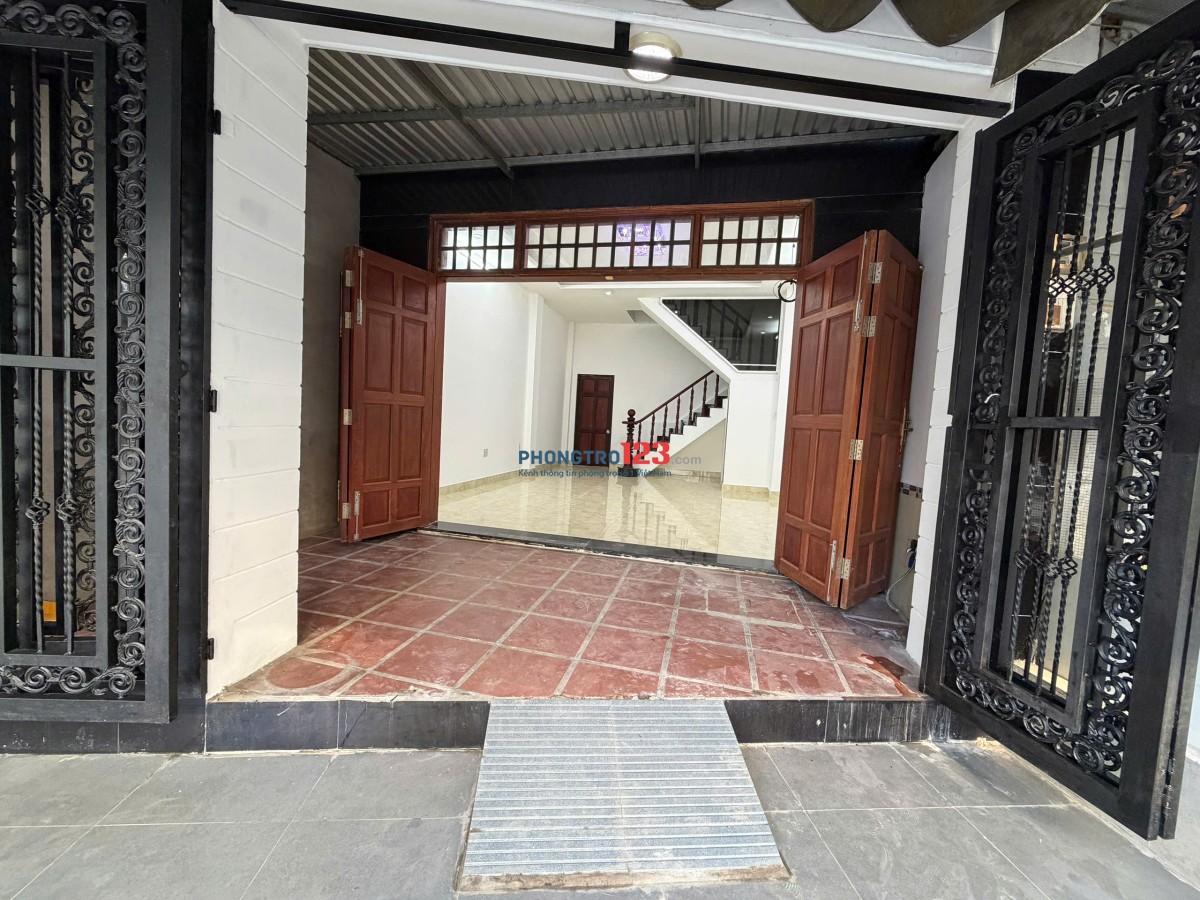 NGUYÊN TẦNG TRỆT 75M2 gồm 2 phòng 2 WC