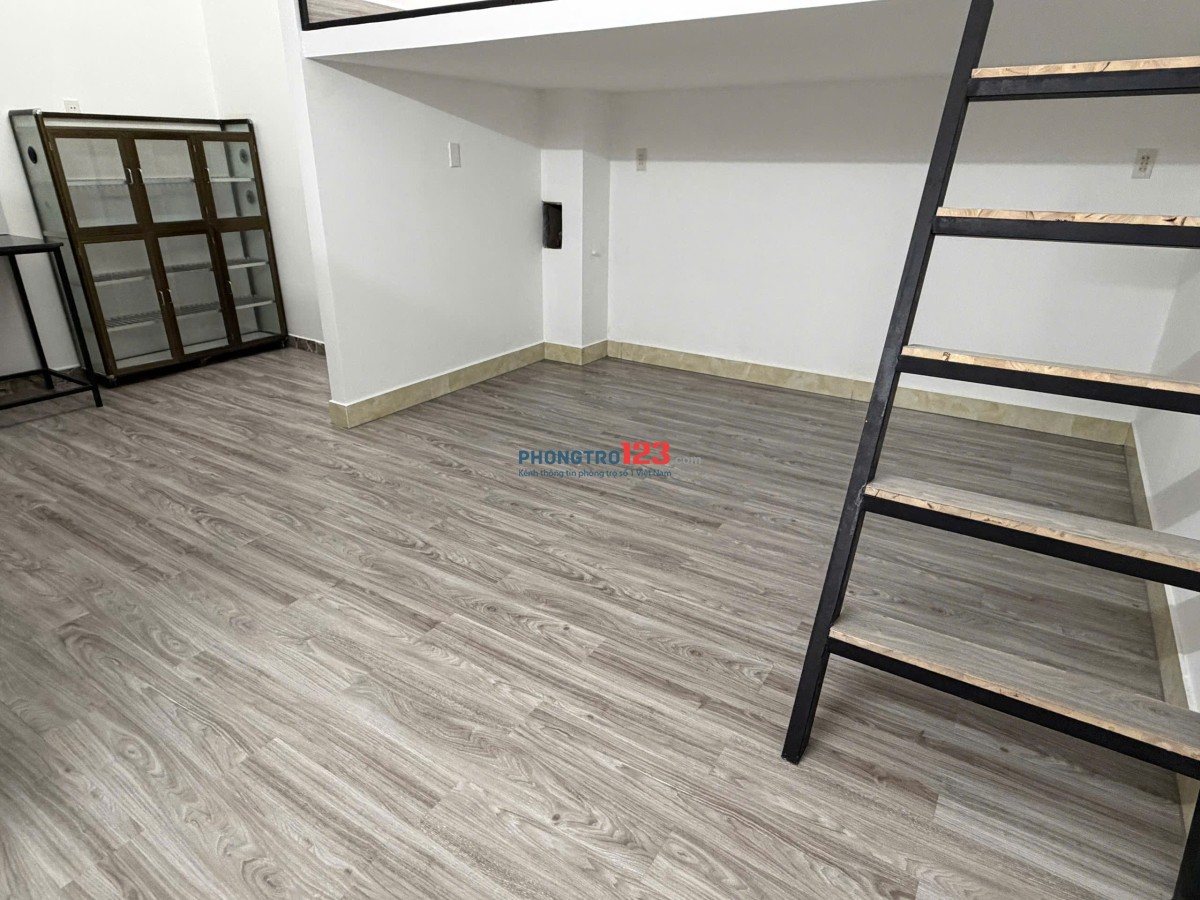 NGUYÊN TẦNG TRỆT 75M2 gồm 2 phòng 2 WC